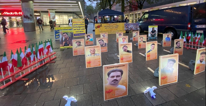 هامبورگ - برگزاری میز کتاب در همبستگی با قیام سراسری مردم ایران توسط ایرانیان آزاده - ۱۰آبان