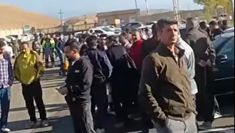 تجمع اعتراضی و اعتصاب کارگران معدن طلای زره شوران در تکاب