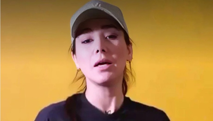  نیلوفر قلعه‌وند