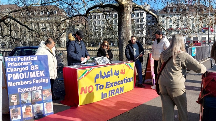 زوریخ سوئیس - برگزاری میز کتاب در حمایت از سهشنبههای نه به اعدام توسط ایرانیان آزاده زوریخ سوئیس - برگزاری میز کتاب در حمایت از سهشنبههای نه به اعدام توسط ایرانیان آزاده