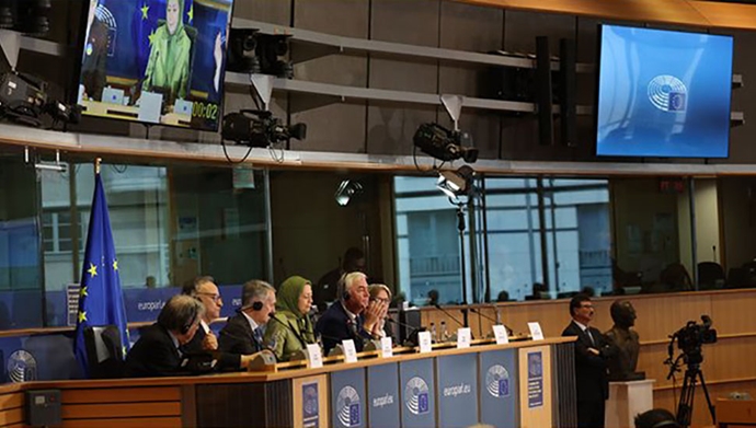 کنفرانس در پارلمان اروپا