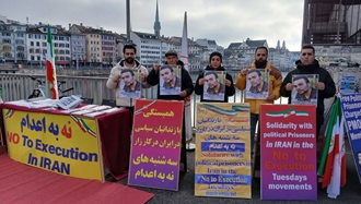 زوریخ سوئیس - برگزاری میز کتاب توسط هواداران سازمان مجاهدین در گرامیداشت روز دانشجو 