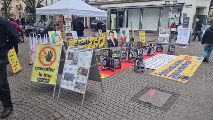 هایدلبرگ - آکسیون هواداران مجاهدین خلق و نمایشگاه شهیدان قیام ۲۲آذر ۱۴۰۴ هایدلبرگ - آکسیون هواداران مجاهدین خلق و نمایشگاه شهیدان قیام ۲۲آذر ۱۴۰۴