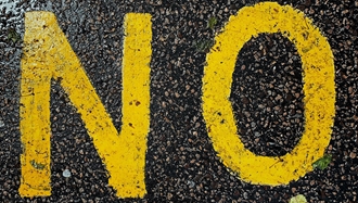 نه به دیکتاتوری