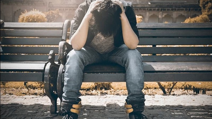 مرگ خاموش نسل‌ها در نظام ولایت‌فقیه