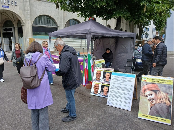زوریخ سوئیس - برگزاری میز کتاب و نمایش تصاویر شهیدان در همبستگی با زندانیان سیاسی - ۵خرداد