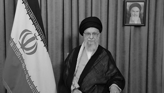 خامنه‌ای ولی‌فقیه ارتجاع