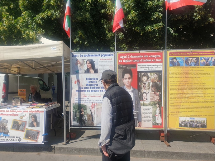 پاریس - میز کتاب و نمایشگاه شهیدان در همبستگی با قیام ایران - ۲۱خرداد ۱۴۰۴