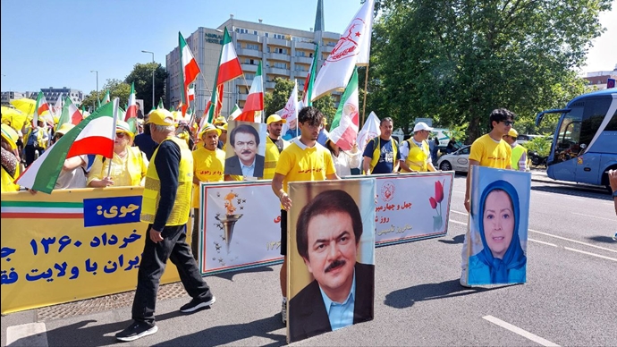 برلین - تظاهرات بزرگ ایرانیان آزاده با شعار دموکراسی، آزادی با مریم رجوی - ۳۱خرداد ماه