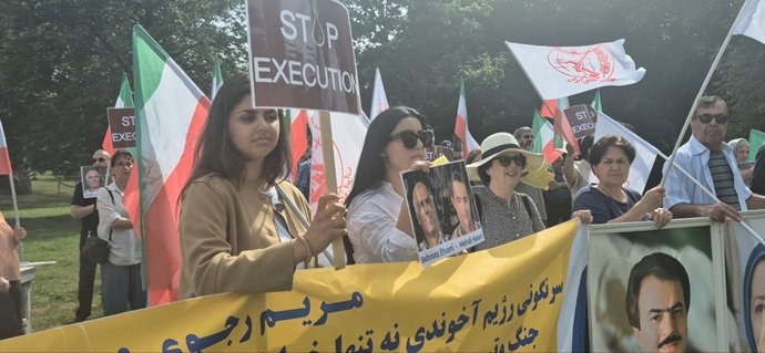 اسلو - آکسیون ایرانیان آزاده در اعتراض به اعدام جنایتکارانه بهروز احسانی و مهدی حسنی - ۵مرداد ماه