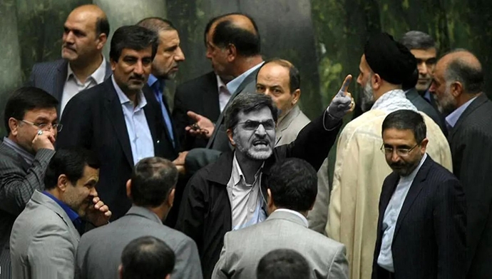 جنگ‌وجدال باندها در مجلس