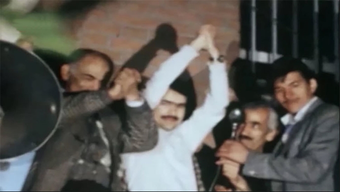 آزادی زندانیان سیاسی در ۳۰دی ۱۳۵۷