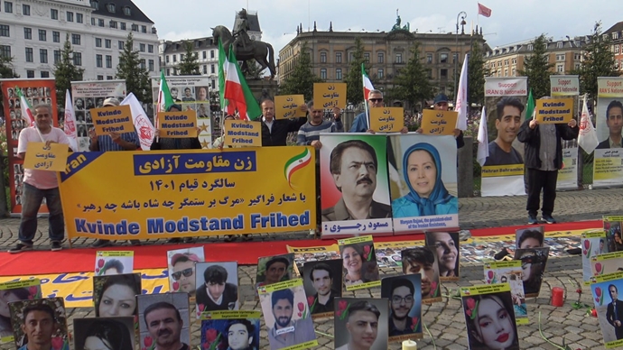 کپنهاگ - آکسیون ایرانیان آزاده در حمایت از قیام سراسری توسط ایرانیان آزاده - ۲۸شهریور