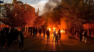 قیام ایران ـ‌ عکس از آرشیو