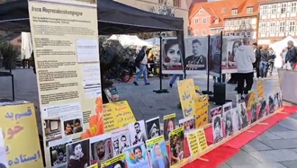 برگزاری میزکتاب در هانوفر آلمان