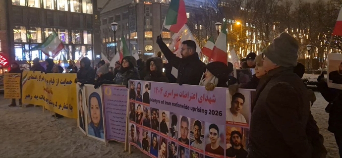 اسلو - اکسیون هواداران مجاهدین خلق در حمایت از قیام سراسری مردم ایران - ۲۳دی ۱۴۰۴ اسلو - اکسیون هواداران مجاهدین خلق در حمایت از قیام سراسری مردم ایران - ۲۳دی ۱۴۰۴