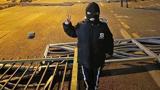 اینجا، آینده از خیابان سلام می‌دهد