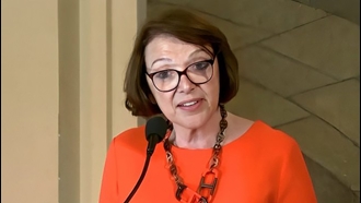 دومینیک آتیاس رئیس شورای اداری بنیاد وکلای اروپایی