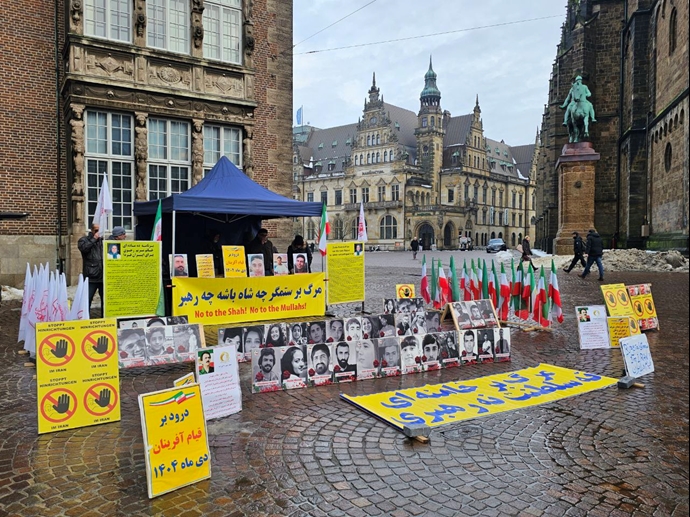 برمن - آکسیون هواداران سازمان مجاهدین در حمایت از قیام سراسری - ۲۳دی برمن - آکسیون هواداران سازمان مجاهدین در حمایت از قیام سراسری - ۲۳دی