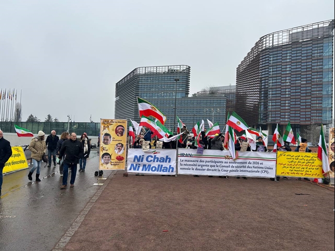 استراسبورگ - تظاهرات ایرانیان آزاده مقابل پارلمان اروپا استراسبورگ - تظاهرات ایرانیان آزاده مقابل پارلمان اروپا