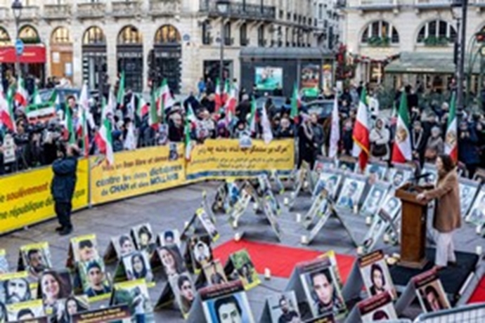  میدان سن‌میشل پاریس