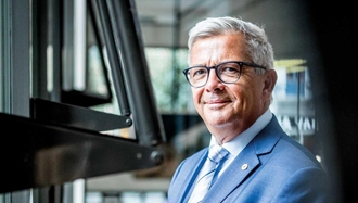 کریس ون دایک نماینده پارلمان اروپا 