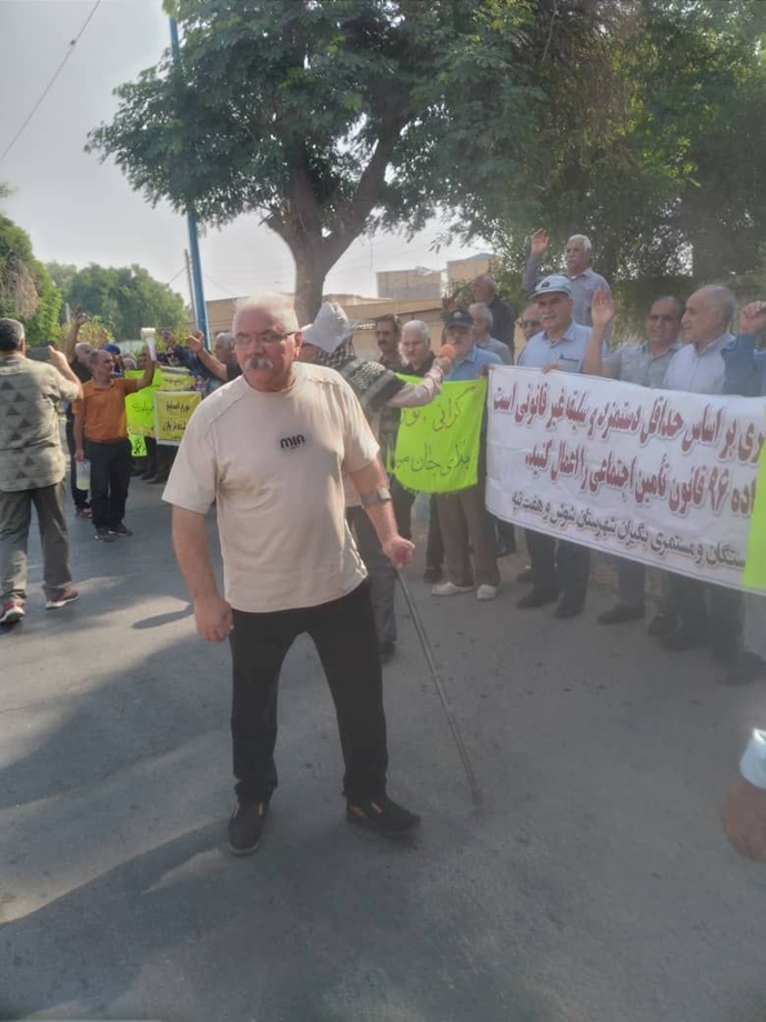 تجمع اعتراضی کارگران بازنشسته شوش و هفتتپه تجمع اعتراضی کارگران بازنشسته شوش و هفتتپه