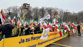 تظاهرات بزرگ ایرانیان در برلین