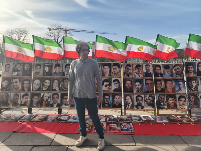 برلین - برگزاری نمایشگاه شهدای قیام توسط ایرانیان آزاده در حمایت از قیام سراسری - ۷ اسفند ۱۴۰۴ برلین - برگزاری نمایشگاه شهدای قیام توسط ایرانیان آزاده در حمایت از قیام سراسری - ۷ اسفند ۱۴۰۴