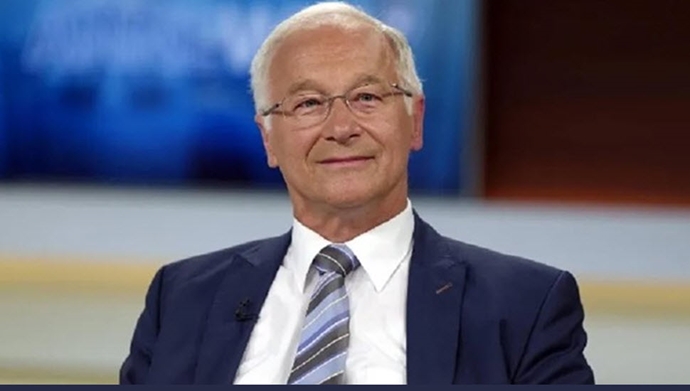 مارتین پاتسلت - عضو هیأت‌رئیسه کمیته آلمانی همبستگی برای ایران آزاد-نماینده پیشین پارلمان آلمان