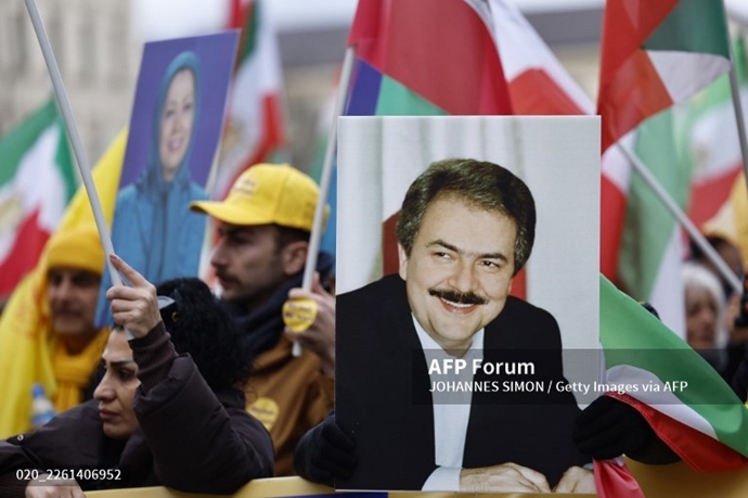 انعکاس خبرگزاری فرانسه از تظاهرات ایرانیان آزاده و یاران شورشگر در مونیخ همزمان با کنفرانس امنیتی مونیخ انعکاس خبرگزاری فرانسه از تظاهرات ایرانیان آزاده و یاران شورشگر در مونیخ همزمان با کنفرانس امنیتی مونیخ