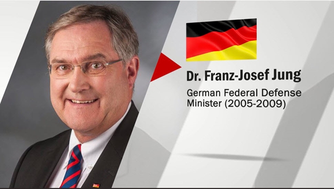دکتر فرانتس یوزف یونگ - وزیر دفاع آلمان ۲۰۰۵-۲۰۰۹