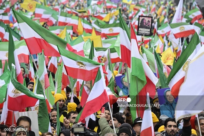 انعکاس تصویری خبرگزاری فرانسه از تظاهرات بزرگ ایرانیان در برلین