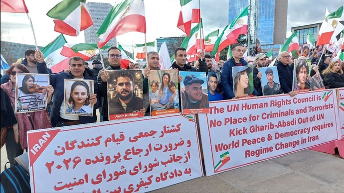 گزارش آکسیون اعتراضی ایرانیان آزاده در ژنو اعتراض به حضور نماینده رژیم آخوندی در سازمان ملل – ۵ اسفند ۱۴۰۴ گزارش آکسیون اعتراضی ایرانیان آزاده در ژنو اعتراض به حضور نماینده رژیم آخوندی در سازمان ملل – ۵ اسفند ۱۴۰۴