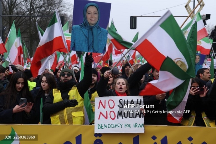 انعکاس تصویری خبرگزاری فرانسه از تظاهرات بزرگ ایرانیان در برلین