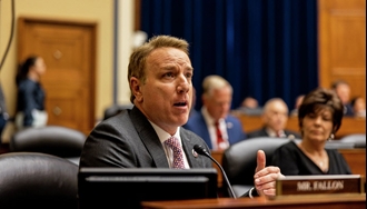 پت فالون نماینده مجلس نمایندگان آمریکا