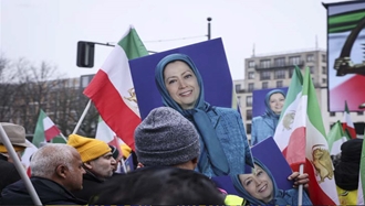 گردهمایی بزرگ ایرانیان در برلین در سالگرد انقلاب ضدسلطنتی مردم ایران