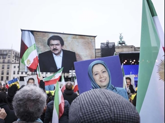 گردهمایی بزرگ ایرانیان در برلین در سالگرد انقلاب ضدسلطنتی مردم ایران