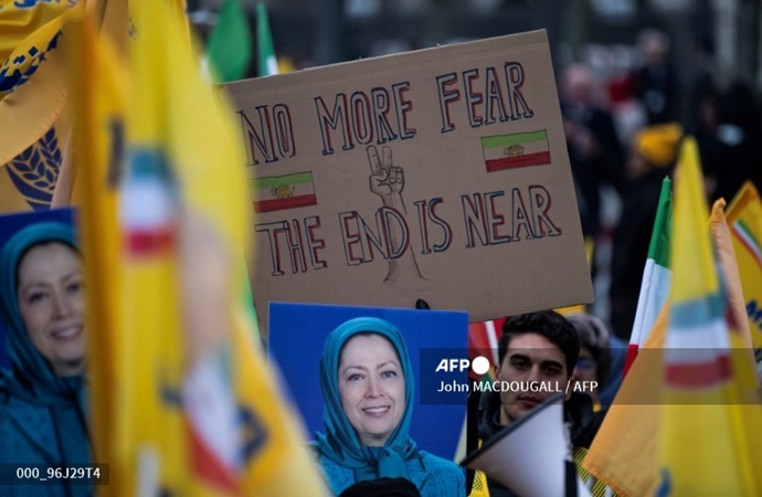 انعکاس تصویری خبرگزاری فرانسه از تظاهرات بزرگ ایرانیان در برلین