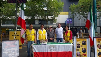 ملبورن - استرالیا - میز کتاب و نمایشگاه عکس شهیدان قیام دیماه 