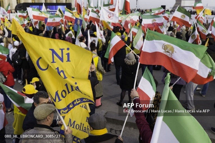 خبرگزاری فرانسه گزارش تصویری از تظاهرات ایرانیان آزاده در پاریس