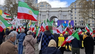 تظاهرات ایرانیان در لندن در حمایت از دولت موقت و جمهوری دموکراتیک در ایران