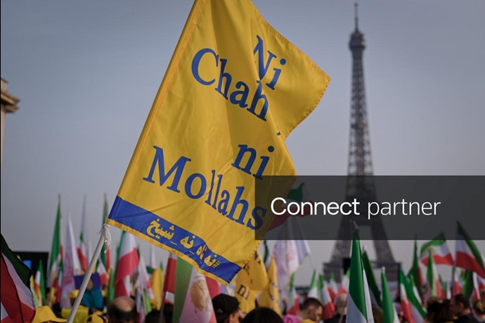 گزارش تصویری رویترز از تظاهرات ایرانیان آزاده در میدان تروکادرو پاریس