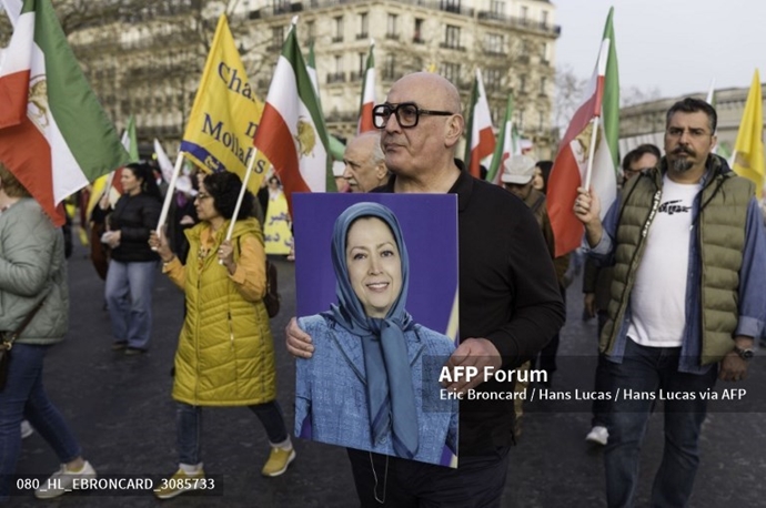 خبرگزاری فرانسه گزارش تصویری از تظاهرات ایرانیان آزاده در پاریس