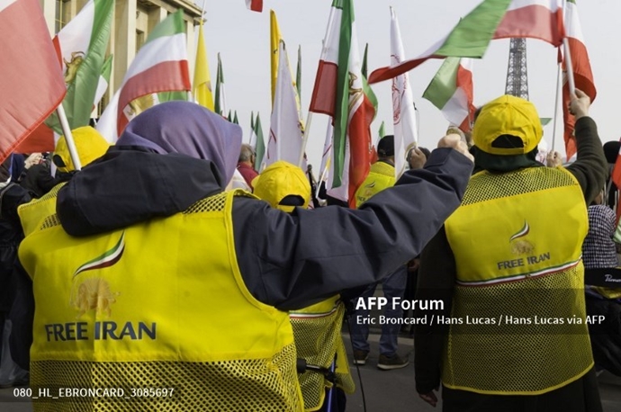 خبرگزاری فرانسه گزارش تصویری از تظاهرات ایرانیان آزاده در پاریس