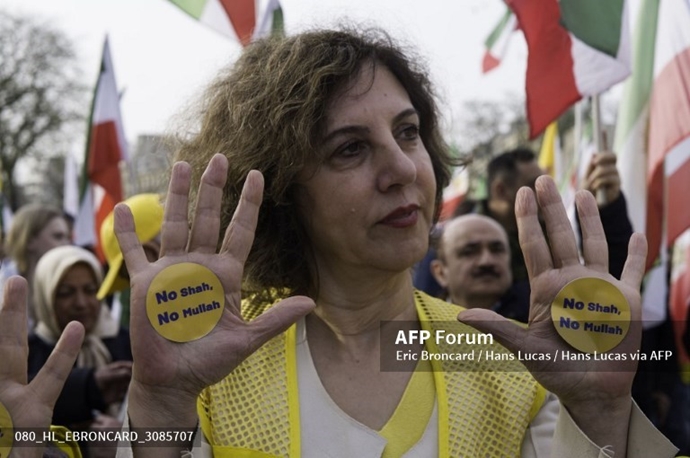 خبرگزاری فرانسه گزارش تصویری از تظاهرات ایرانیان آزاده در پاریس