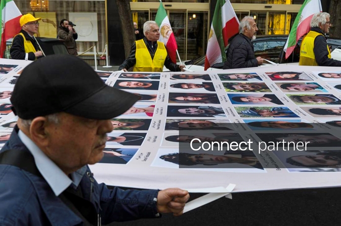 گزارش تصویری رویترز از تظاهرات ایرانیان آزاده در میدان تروکادرو پاریس