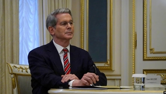 اسکات بسنت وزیر خزانه‌داری آمریکا