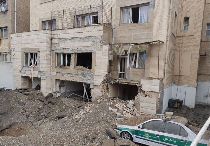 تهران - انهدام کلانتری ۱۰۸ نواب، محله توحید تهران تهران - انهدام کلانتری ۱۰۸ نواب، محله توحید تهران