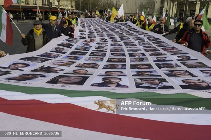 خبرگزاری فرانسه گزارش تصویری از تظاهرات ایرانیان آزاده در پاریس